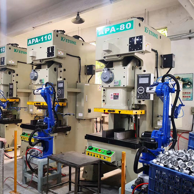 Quá trình hoạt động của cú đấm chính xác cao
