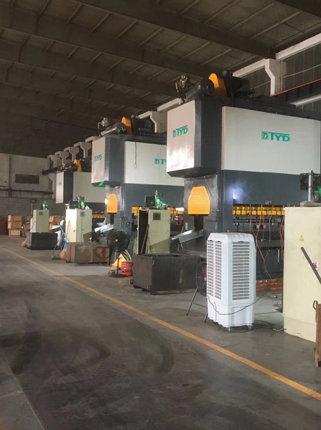 Lý do khiến chày của máy đột chính xác tốc độ cao bị mòn nhanh là gì?