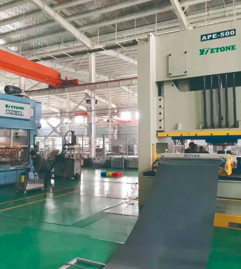 Ứng dụng máy ép đột tốc độ cao 500 tấn