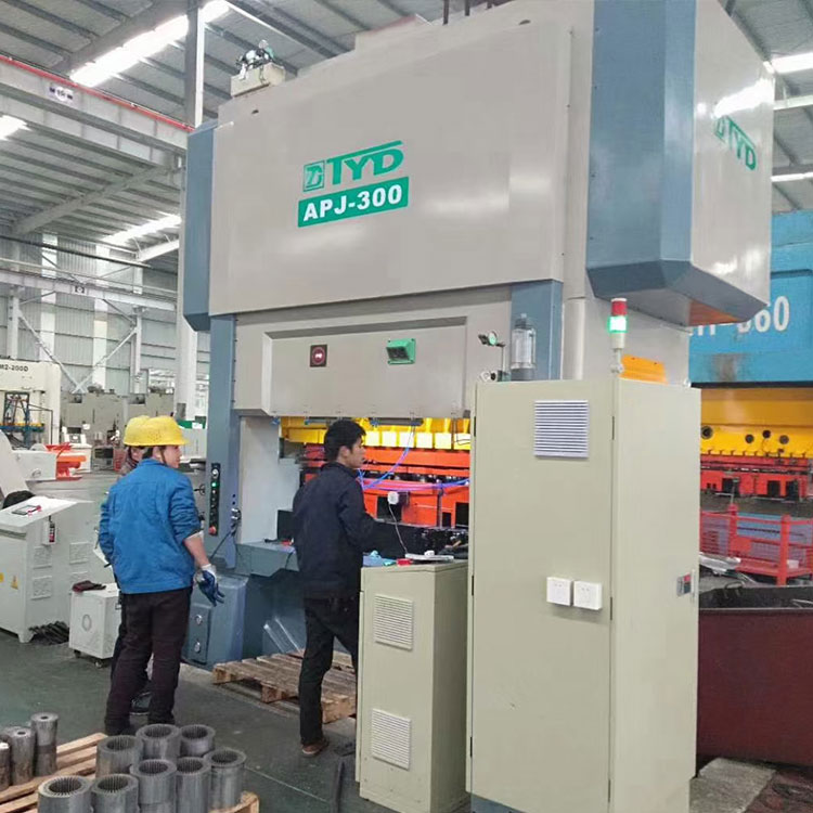 Cách kiểm tra xem máy ép dập tốc độ cao có bình thường không